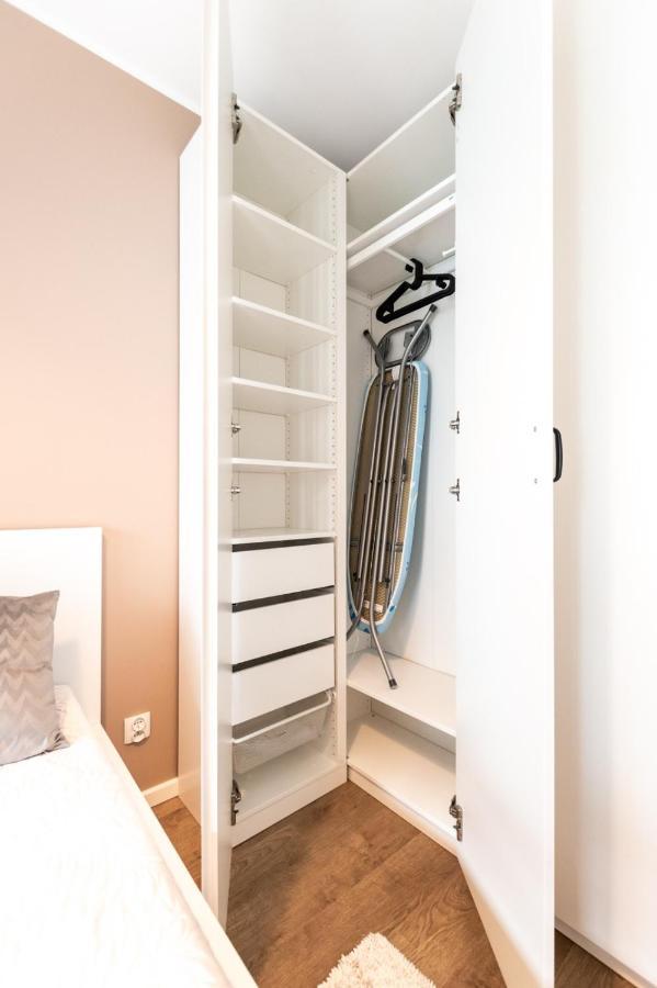 Nowohucka Apartament Krakau Buitenkant foto