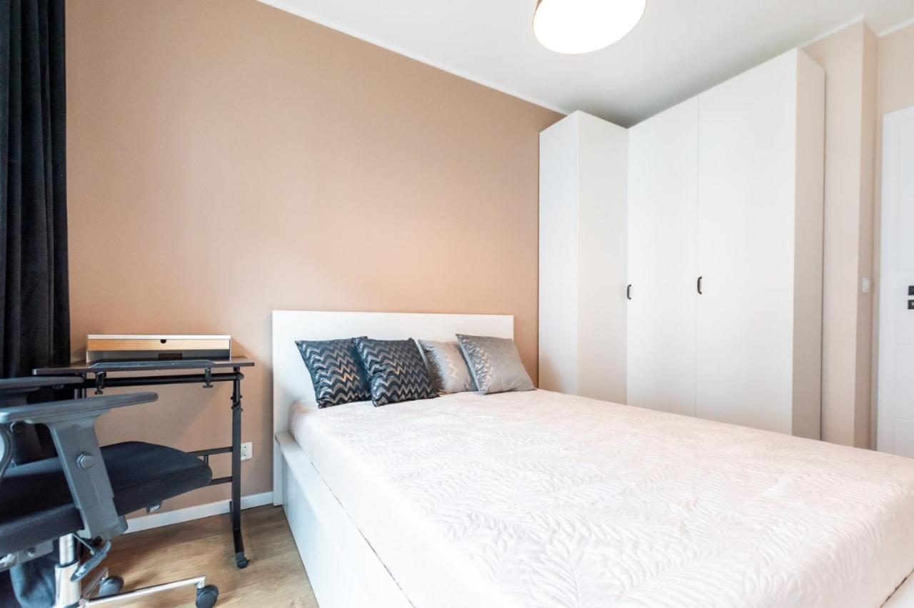 Nowohucka Apartament Krakau Buitenkant foto
