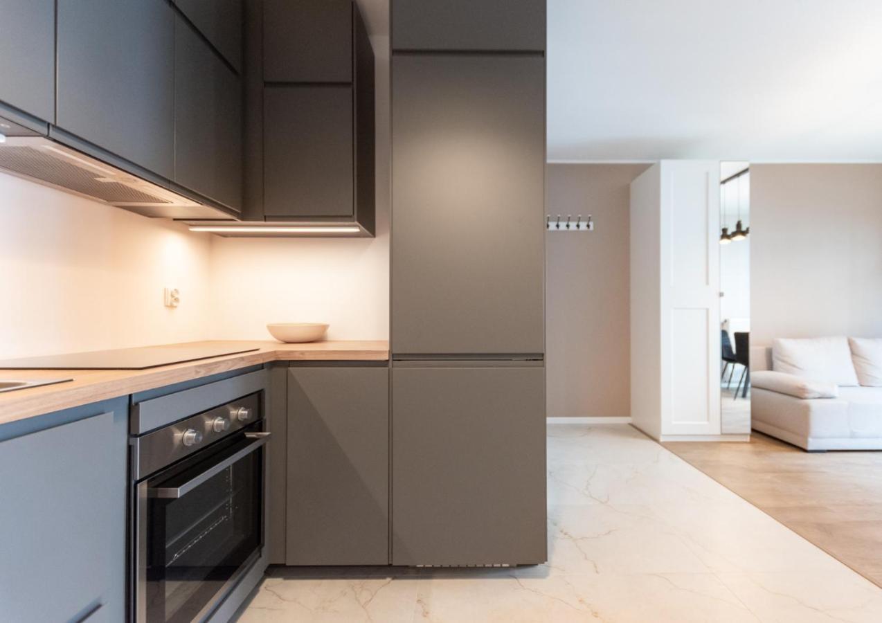 Nowohucka Apartament Krakau Buitenkant foto